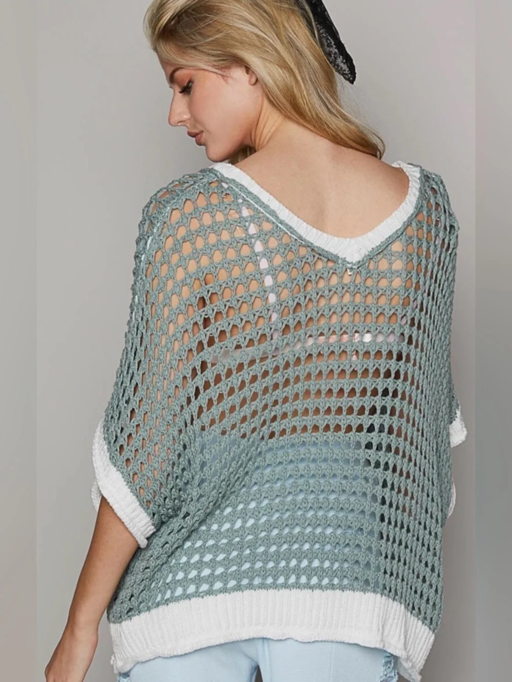 Open Crochet Oversized Peace Sign Sweater - POL - Picture 2 of 10